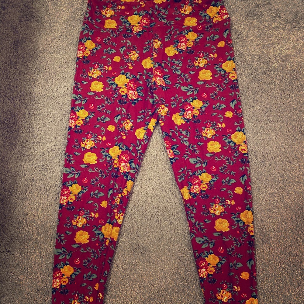 Lularoe leggings size TC brand new